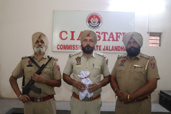 ਕਮਿਸ਼ਨਰੇਟ ਪੁਲਿਸ ਜਲੰਧਰ ਵੱਲੋਂ 01 ਦੋਸ਼ੀ ਨੂੰ 40 ਗ੍ਰਾਮ ਹੈਰੋਇਨ ਸਮੇਤ ਕਾਬੂ ਕੀਤਾ ਗਿਆ