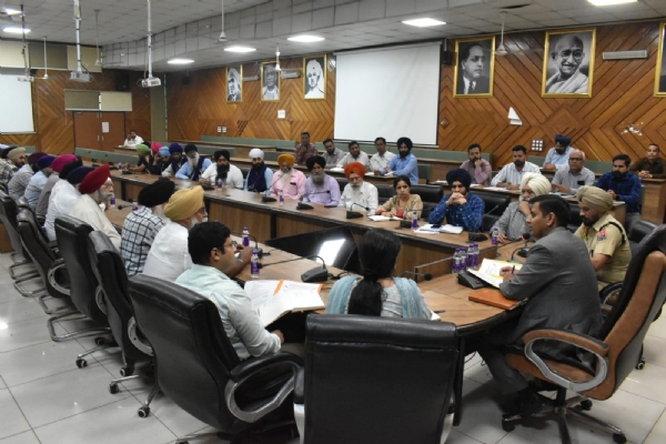 ਸ੍ਰੀ ਗੁਰੂ ਨਾਨਕ ਦੇਵ ਜੀ ਦੇ ਪ੍ਰਕਾਸ਼ ਪੁਰਬ ਨੂੰ ਸਮਰਪਿਤ ਨਗਰ ਕੀਰਤਨ 1 ਨਵੰਬਰ ਨੂੰ ਸ੍ਰੀ ਗੁਰੂ ਨਾਨਕ ਦੇਵ ਜੀ ਦੇ ਪ੍ਰਕਾਸ਼ ਪੁਰਬ ਨੂੰ ਸਮਰਪਿਤ ਨਗਰ ਕੀਰਤਨ 1 ਨਵੰਬਰ ਨੂੰ