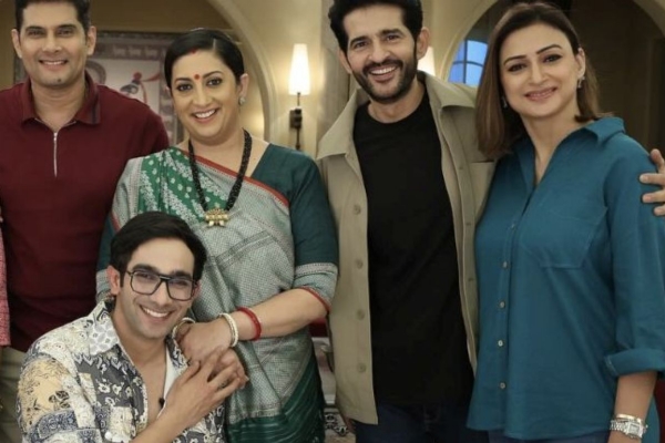 ਹਿਤੇਨ ਤੇਜਵਾਨੀ (ਫੋਟੋ ਸਰੋਤ: ਇੰਸਟਾਗ੍ਰਾਮ) ਹਿਤੇਨ ਤੇਜਵਾਨੀ (ਫੋਟੋ ਸਰੋਤ: ਇੰਸਟਾਗ੍ਰਾਮ)