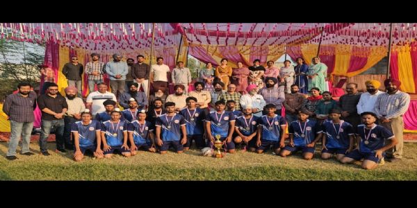 ਰਾਜ ਪੱਧਰੀ ਫੁੱਟਬਾਲ ਟੂਰਨਾਮੈਂਟ ਸਰਕਾਰੀ ਪੌਲੀਟੈਕਨਿਕ ਕਾਲਜ ਬਟਾਲਾ ਨੇ ਜਿੱਤਿਆ