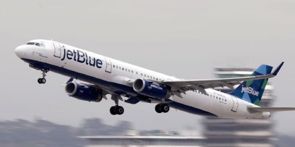 ਫਲੋਰੀਡਾ ਵਿੱਚ ਜੈੱਟਬਲੂ ਜਹਾਜ਼ ਦੀ ਐਮਰਜੈਂਸੀ ਲੈਂਡਿੰਗ, ਕਈ ਯਾਤਰੀ ਜ਼ਖਮੀ