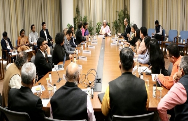 ਨਿਰਮਲਾ ਸੀਤਾਰਮਨ ਨੇ ਅਰਥਸ਼ਾਸਤਰੀਆਂ ਨਾਲ ਆਪਣੀ ਪਹਿਲੀ ਪ੍ਰੀ-ਬਜਟ ਸਲਾਹ-ਮਸ਼ਵਰਾ ਕੀਤਾ