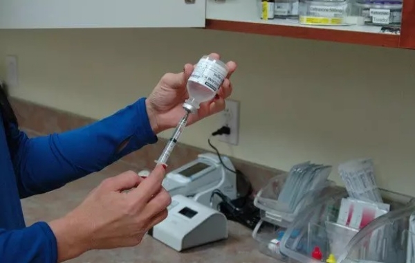 ਪ੍ਰਤੀਕਾਤਮਕ।