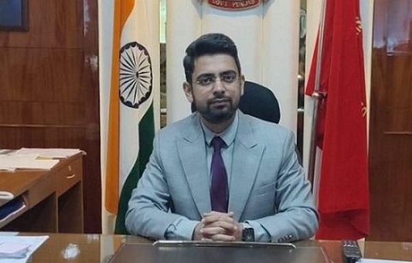 ਡਿਪਟੀ ਕਮਿਸ਼ਨਰ-ਕਮ-ਜ਼ਿਲ੍ਹਾ ਮੈਜਿਸਟ੍ਰੇਟ ਮੋਗਾ ਸਾਗਰ ਸੇਤੀਆ