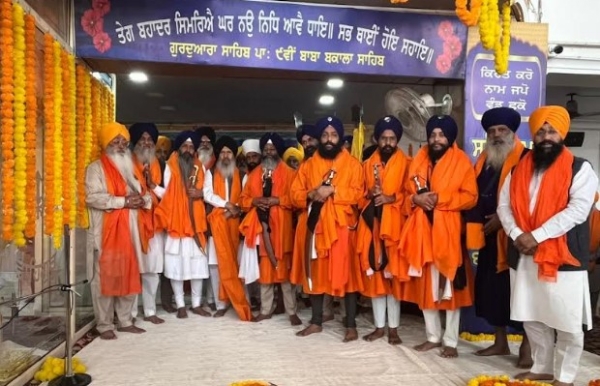 ਅਸਾਮ ਤੋਂ ਆਰੰਭ ਹੋਇਆ ਸ਼ਹੀਦੀ ਨਗਰ ਕੀਰਤਨ ਬਾਬਾ ਬਕਾਲਾ ਸਾਹਿਬ ਤੋਂ ਗੁਰਦੁਆਰਾ ਥੰਮ੍ਹ ਜੀ ਸਾਹਿਬ ਕਰਤਾਰਪੁਰ ਲਈ ਰਵਾਨਾ ਹੋਣ ਮੌਕੇ। ਅਸਾਮ ਤੋਂ ਆਰੰਭ ਹੋਇਆ ਸ਼ਹੀਦੀ ਨਗਰ ਕੀਰਤਨ ਬਾਬਾ ਬਕਾਲਾ ਸਾਹਿਬ ਤੋਂ ਗੁਰਦੁਆਰਾ ਥੰਮ੍ਹ ਜੀ ਸਾਹਿਬ ਕਰਤਾਰਪੁਰ ਲਈ ਰਵਾਨਾ ਹੋਣ ਮੌਕੇ।