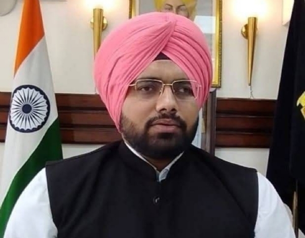 ਜ਼ਿਲ੍ਹਾ ਮੈਜਿਸਟਰੇਟ ਅੰਕੁਰਜੀਤ ਸਿੰਘ ਜ਼ਿਲ੍ਹਾ ਮੈਜਿਸਟਰੇਟ ਅੰਕੁਰਜੀਤ ਸਿੰਘ