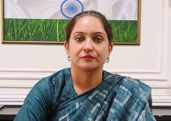 ਡਿਪਟੀ ਕਮਿਸ਼ਨਰ ਅਮਰਪ੍ਰੀਤ ਕੌਰ ਸੰਧੂ ਡਿਪਟੀ ਕਮਿਸ਼ਨਰ ਅਮਰਪ੍ਰੀਤ ਕੌਰ ਸੰਧੂ