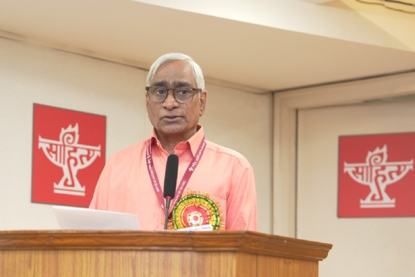 ਸੁਰੇਸ਼ ਗੋਵਿੰਦਰਾਓ ਸਾਵੰਤ ਮਰਾਠੀ ਸੁਰੇਸ਼ ਗੋਵਿੰਦਰਾਓ ਸਾਵੰਤ ਮਰਾਠੀ