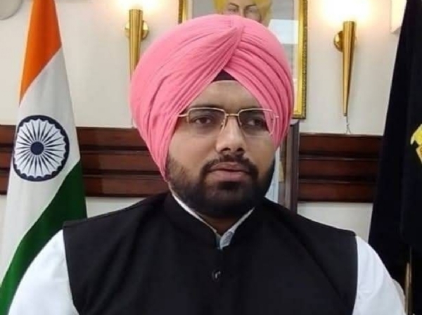 ਜ਼ਿਲ੍ਹਾ ਮੈਜਿਸਟਰੇਟ ਅੰਕੁਰਜੀਤ ਸਿੰਘ। ਜ਼ਿਲ੍ਹਾ ਮੈਜਿਸਟਰੇਟ ਅੰਕੁਰਜੀਤ ਸਿੰਘ।