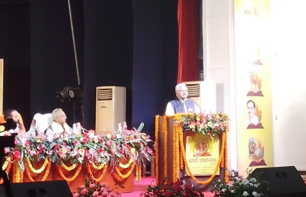 ਸੁਨੀਲ ਆਂਬੇਕਰ ਸ਼ਬਦੋਤਸਵ ਪ੍ਰੋਗਰਾਮ ਨੂੰ ਸੰਬੋਧਨ ਕਰਦੇ ਹੋਏ। ਸੁਨੀਲ ਆਂਬੇਕਰ ਸ਼ਬਦੋਤਸਵ ਪ੍ਰੋਗਰਾਮ ਨੂੰ ਸੰਬੋਧਨ ਕਰਦੇ ਹੋਏ।