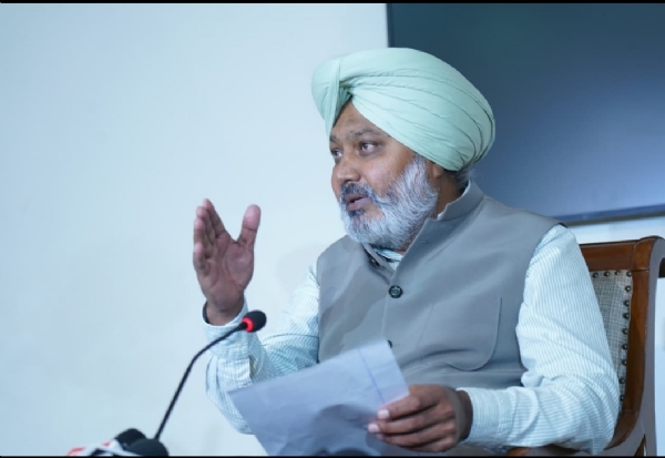 ਵਿੱਤ ਮੰਤਰੀ ਹਰਪਾਲ ਸਿੰਘ ਚੀਮਾ। ਵਿੱਤ ਮੰਤਰੀ ਹਰਪਾਲ ਸਿੰਘ ਚੀਮਾ।