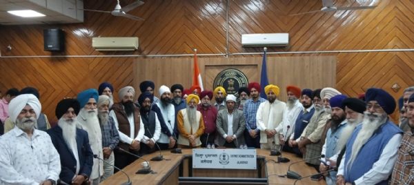 ਵਧੀਕ ਡਿਪਟੀ ਕਮਿਸ਼ਨਰ ਨੇ ਸ੍ਰੀ ਗੁਰੂ ਤੇਗ ਬਹਾਦਰ ਸਾਹਿਬ ਜੀ ਦੇ 350ਵੇਂ ਸ਼ਹੀਦੀ ਦਿਹਾੜੇ ਨੂੰ ਸਮਰਪਿਤ ਨਗਰ ਕੀਰਤਨ ਦੀਆਂ ਤਿਆਰੀਆਂ ਦਾ ਲਿਆ ਜਾਇਜ਼ਾ ਵਧੀਕ ਡਿਪਟੀ ਕਮਿਸ਼ਨਰ ਨੇ ਸ੍ਰੀ ਗੁਰੂ ਤੇਗ ਬਹਾਦਰ ਸਾਹਿਬ ਜੀ ਦੇ 350ਵੇਂ ਸ਼ਹੀਦੀ ਦਿਹਾੜੇ ਨੂੰ ਸਮਰਪਿਤ ਨਗਰ ਕੀਰਤਨ ਦੀਆਂ ਤਿਆਰੀਆਂ ਦਾ ਲਿਆ ਜਾਇਜ਼ਾ