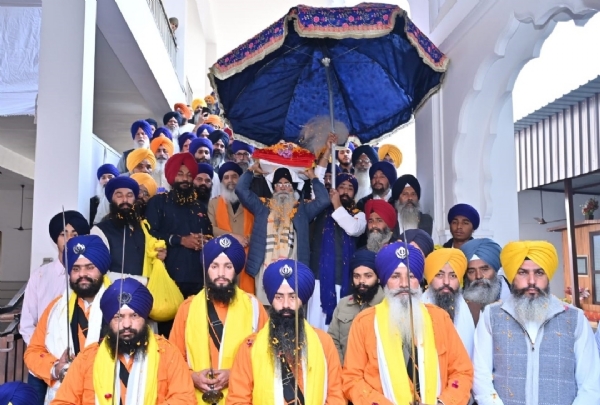 ਗੁਰਦੁਆਰਾ ਮਟਨ ਸਾਹਿਬ ਤੋਂ ਆਰੰਭ ਹੋਇਆ ਨਗਰ ਕੀਰਤਨ ਟਾਂਡਾ ਹੁਸ਼ਿਆਰਪੁਰ ਤੋਂ ਅਗਲੇ ਪੜਾਅ ਸ੍ਰੀ ਅਨੰਦਪੁਰ ਸਾਹਿਬ ਲਈ ਰਵਾਨਾ ਹੋਣ ਮੌਕੇ। ਗੁਰਦੁਆਰਾ ਮਟਨ ਸਾਹਿਬ ਤੋਂ ਆਰੰਭ ਹੋਇਆ ਨਗਰ ਕੀਰਤਨ ਟਾਂਡਾ ਹੁਸ਼ਿਆਰਪੁਰ ਤੋਂ ਅਗਲੇ ਪੜਾਅ ਸ੍ਰੀ ਅਨੰਦਪੁਰ ਸਾਹਿਬ ਲਈ ਰਵਾਨਾ ਹੋਣ ਮੌਕੇ।