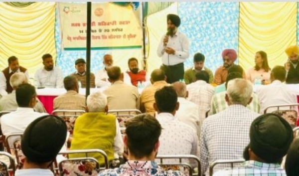 ਦੀ ਲਾਲੜੂ ਦੁੱਧ ਉਤਪਾਦਕ ਸਹਿਕਾਰੀ ਸਭਾ ਵੱਲੋਂ ਪਿੰਡ ਲਾਲੜੂ ਵਿੱਚ ਮਨਾਏ ਗਏ ਸਹਿਕਾਰਤਾ ਦਿਵਸ ਦਾ ਦ੍ਰਿਸ਼। ਦੀ ਲਾਲੜੂ ਦੁੱਧ ਉਤਪਾਦਕ ਸਹਿਕਾਰੀ ਸਭਾ ਵੱਲੋਂ ਪਿੰਡ ਲਾਲੜੂ ਵਿੱਚ ਮਨਾਏ ਗਏ ਸਹਿਕਾਰਤਾ ਦਿਵਸ ਦਾ ਦ੍ਰਿਸ਼।