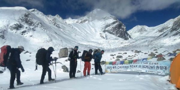 ਨੇਪਾਲ-ਚੀਨ ਸਰਹੱਦ 