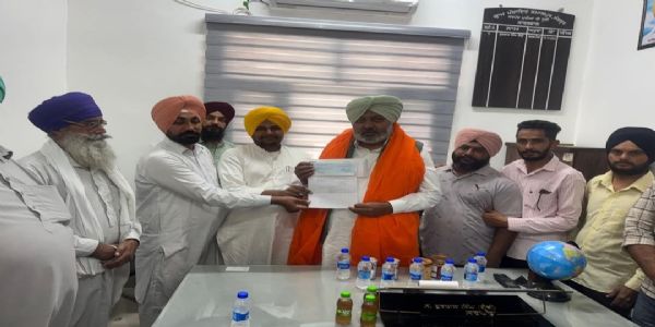 ਵਿੱਤ ਮੰਤਰੀ ਹਰਪਾਲ ਚੀਮਾ ਵੱਲੋਂ 11 ਪਿੰਡਾਂ ਨੂੰ 3.50 ਕਰੋੜ ਰੁਪਏ ਦੇ ਵਿਕਾਸ ਚੈੱਕਾਂ ਦੀ ਵੰਡ