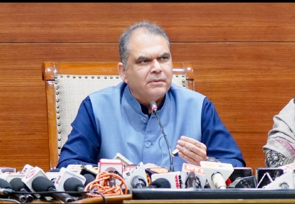 ਮੰਤਰੀ ਸੰਜੀਵ ਅਰੋੜਾ ਪੱਤਰਕਾਰਾਂ ਨਾਲ ਗੱਲਬਾਤ ਦੌਰਾਨ।