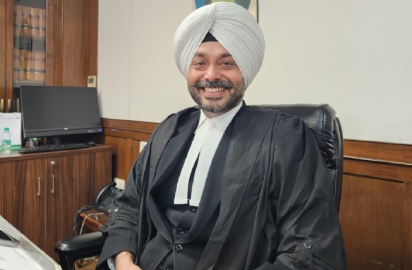 ਐਡਵੋਕੇਟ ਜਨਰਲ ਮਨਿੰਦਰਜੀਤ ਸਿੰਘ ਬੇਦੀ