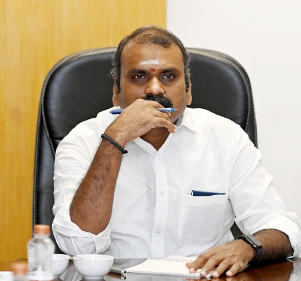 ਕੇਂਦਰੀ ਸੂਚਨਾ ਅਤੇ ਪ੍ਰਸਾਰਣ ਰਾਜ ਮੰਤਰੀ ਐਲ. ਮੁਰੂਗਨ। ਫਾਈਲ ਫੋਟੋ ਕੇਂਦਰੀ ਸੂਚਨਾ ਅਤੇ ਪ੍ਰਸਾਰਣ ਰਾਜ ਮੰਤਰੀ ਐਲ. ਮੁਰੂਗਨ। ਫਾਈਲ ਫੋਟੋ