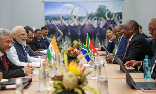 ਪ੍ਰਧਾਨ ਮੰਤਰੀ ਦੱਖਣੀ ਅਫ਼ਰੀਕਾ ਦੇ ਰਾਸ਼ਟਰਪਤੀ ਨਾਲ ਵਫ਼ਦ ਪੱਧਰੀ ਗੱਲਬਾਤ ਕਰਦੇ ਹੋਏ