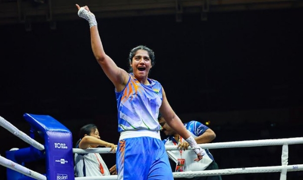 ਯੂਨੀਵਰਸਿਟੀ ਦੀ ਬ੍ਰਾਂਡ ਅੰਬੈਸਡਰ ਨੂਪੁਰ ਦੇ ਵਿਸ਼ਵ ਚੈਂਪੀਅਨ ਬਣਨ ਤੇ  ਖ਼ੁਸ਼ੀ ਭਰੇ ਅੰਦਾਜ਼ ਵਿਚ।