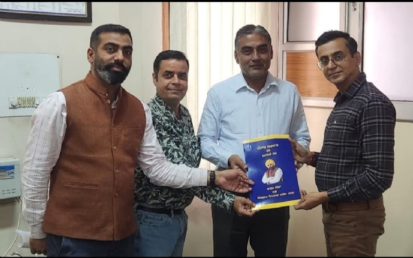 ਮੈਸ: ਗਣੇਸ਼ ਰਾਈਸ ਮਿੱਲਜ਼, ਦਿੜ੍ਹਬਾ ਅਤੇ ਕ੍ਰਿਸ਼ਨਾ ਰਾਈਸ ਮਿੱਲਜ਼, ਸੰਗਰੂਰ, ਜ਼ਿਲ੍ਹਾ ਸੰਗਰੂਰ ਦੇ ਕੇਸਾਂ ਦਾ ਨਿਪਟਾਰਾ ਕਰਨ ਉਪਰੰਤ। ਮੈਸ: ਗਣੇਸ਼ ਰਾਈਸ ਮਿੱਲਜ਼, ਦਿੜ੍ਹਬਾ ਅਤੇ ਕ੍ਰਿਸ਼ਨਾ ਰਾਈਸ ਮਿੱਲਜ਼, ਸੰਗਰੂਰ, ਜ਼ਿਲ੍ਹਾ ਸੰਗਰੂਰ ਦੇ ਕੇਸਾਂ ਦਾ ਨਿਪਟਾਰਾ ਕਰਨ ਉਪਰੰਤ।