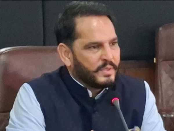 ਜ਼ਿਲ੍ਹਾ ਮੈਜਿਸਟ੍ਰੇਟ-ਕਮ-ਡਿਪਟੀ ਕਮਿਸ਼ਨਰ ਰਾਜੇਸ਼ ਧੀਮਾਨ ਜ਼ਿਲ੍ਹਾ ਮੈਜਿਸਟ੍ਰੇਟ-ਕਮ-ਡਿਪਟੀ ਕਮਿਸ਼ਨਰ ਰਾਜੇਸ਼ ਧੀਮਾਨ