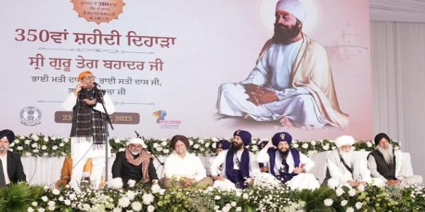 350ਵੇਂ ਸ਼ਹੀਦੀ ਦਿਹਾੜੇ ਨੂੰ ਸਮਰਪਿਤ ਬਾਬਾ ਬੁੱਢਾ ਦਲ ਛਾਉਣੀ ਵਿਖੇ ਵਿਸ਼ੇਸ਼ ਕਵੀ, ਢਾਡੀ ਤੇ ਕਵੀਸ਼ਰ ਦਰਬਾਰ ਕਰਵਾਇਆ