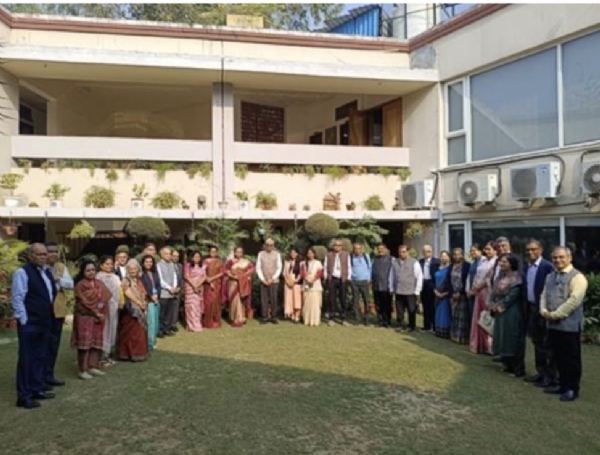 ਮੀਟਿੰਗ ਵਿੱਚ ਸ਼ਾਮਲ ਹੋਏ ਸੀਐਸਆਈਆਰ-ਆਈਸੀਐਮਆਰ ਮੈਂਬਰ ਮੀਟਿੰਗ ਵਿੱਚ ਸ਼ਾਮਲ ਹੋਏ ਸੀਐਸਆਈਆਰ-ਆਈਸੀਐਮਆਰ ਮੈਂਬਰ