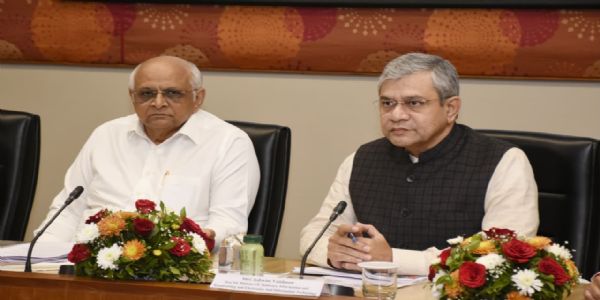 ਦੇਸ਼ ਦੇ ਵਿਕਾਸ ਲਈ ਇਲੈਕਟ੍ਰਾਨਿਕਸ ਅਤੇ ਸੈਮੀਕੰਡਕਟਰ ਉਤਪਾਦਨ ਖੇਤਰ ’ਚ ਚਲਾਈ ਜਾ ਰਹੀ ਵਿਸ਼ੇਸ਼ ਮੁਹਿੰਮ: ਅਸ਼ਵਨੀ ਵੈਸ਼ਨਵ