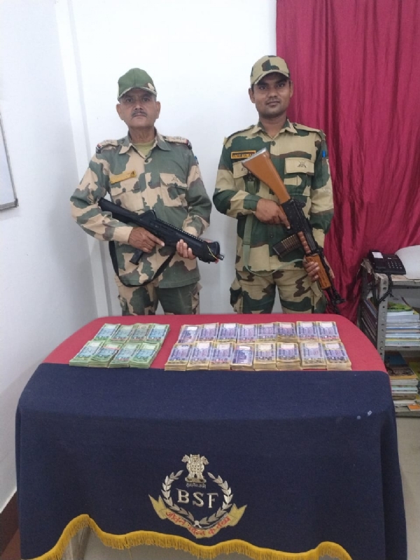 ਬੰਗਲਾਦੇਸ਼ੀ ਟਕਾ ਨਾਲ ਬੀਐਸਐਫ ਜਵਾਨ