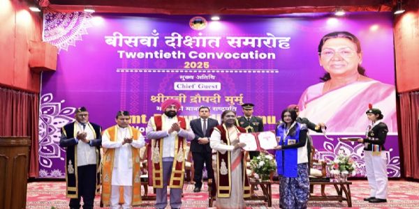 ਸਿੱਖਿਆ ਦਾ ਉਦੇਸ਼ ਸਿਰਫ਼ ਗਿਆਨ ਨਹੀਂ, ਚਰਿੱਤਰ ਅਤੇ ਸਮਾਜ ਸੇਵਾ ਦੀ ਭਾਵਨਾ ਵੀ ਹੋਣਾ ਚਾਹੀਦਾ : ਰਾਸ਼ਟਰਪਤੀ