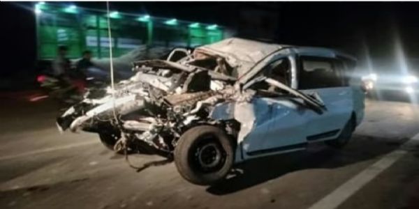 (ਅੱਪਡੇਟ) ਬਾਰਾਬੰਕੀ ਸੜਕ ਹਾਦਸਾ: ਦੋ ਜ਼ਖਮੀਆਂ ਦੀ ਮੌਤ, ਮੌਤਾਂ ਦੀ ਗਿਣਤੀ ਹੋਈ ਅੱਠ, ਜਵੈਲਰ ਦਾ ਪੂਰਾ ਪਰਿਵਾਰ ਖਤਮ