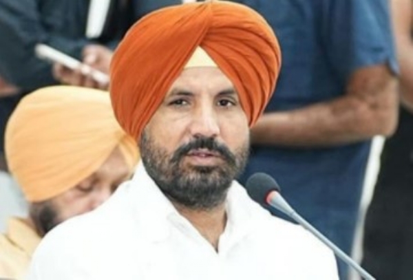 ਅਮਰਿੰਦਰ ਸਿੰਘ ਰਾਜਾ ਵੜਿੰਗ ਅਮਰਿੰਦਰ ਸਿੰਘ ਰਾਜਾ ਵੜਿੰਗ