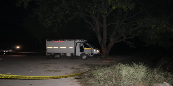 ਆਜ਼ਮਗੜ੍ਹ : 50 ਹਜ਼ਾਰ ਦਾ ਇਨਾਮੀ ਮੁਕਾਬਲੇ ’ਚ ਢੇਰੀ, 3 ਸਾਥੀ ਫਰਾਰ