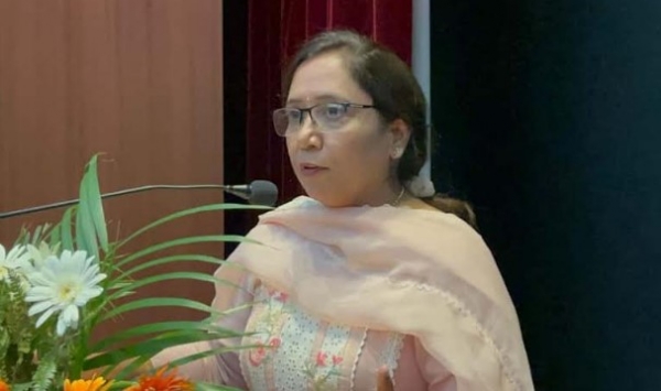 ਡਾ. ਬਲਜੀਤ ਕੌਰ ਜਾਣਕਾਰੀ ਦਿੰਦੇ ਹੋਏ। ਡਾ. ਬਲਜੀਤ ਕੌਰ ਜਾਣਕਾਰੀ ਦਿੰਦੇ ਹੋਏ।