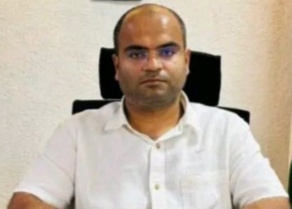 ਆਦਿੱਤਿਆ ਉੱਪਲ, ਡਿਪਟੀ ਕਮਿਸ਼ਨਰ ਗੁਰਦਾਸਪੁਰ। ਆਦਿੱਤਿਆ ਉੱਪਲ, ਡਿਪਟੀ ਕਮਿਸ਼ਨਰ ਗੁਰਦਾਸਪੁਰ।