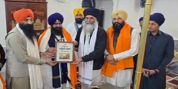 ਗੁਰਦੁਆਰਾ ਸ੍ਰੀ ਕਰਤਾਰਪੁਰ ਸਾਹਿਬ ਵਿਖੇ ਪੁੱਜਣ ’ਤੇ ਜਥੇਦਾਰ ਗਿਆਨੀ ਕੁਲਦੀਪ ਸਿੰਘ ਗੜਗੱਜ ਦਾ ਕੀਤਾ ਸਨਮਾਨ