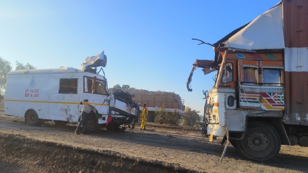 ਭਿਆਨਕ ਹਾਦਸਾ ਭਿਆਨਕ ਹਾਦਸਾ