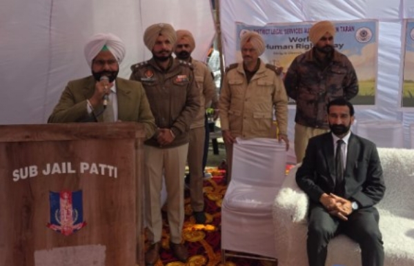 ਸਬ ਜੇਲ੍ਹ ਪੱਟੀ ਵਿਖੇ ਅੰਤਰਰਾਸ਼ਟਰੀ ਮਨੁੱਖੀ ਅਧਿਕਾਰ ਦਿਵਸ ਅਤੇ ਯੂਥ ਅਗੇਂਸਟ ਡਰੱਗਸ ਮਨਾਏ ਜਾਣ ਲਈ ਕਰਵਾਏ ਪ੍ਰੋਗਰਾਮ ਦਾ ਦ੍ਰਿਸ਼। ਸਬ ਜੇਲ੍ਹ ਪੱਟੀ ਵਿਖੇ ਅੰਤਰਰਾਸ਼ਟਰੀ ਮਨੁੱਖੀ ਅਧਿਕਾਰ ਦਿਵਸ ਅਤੇ ਯੂਥ ਅਗੇਂਸਟ ਡਰੱਗਸ ਮਨਾਏ ਜਾਣ ਲਈ ਕਰਵਾਏ ਪ੍ਰੋਗਰਾਮ ਦਾ ਦ੍ਰਿਸ਼।