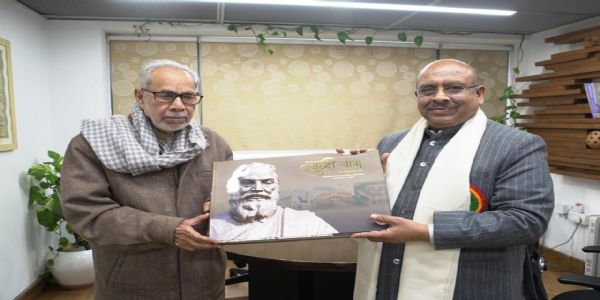 ਸਾਲ 2025 ਨੂੰ ਸੰਘ ਦੇ 100 ਸਾਲ ਅਤੇ ਰਾਮ ਮੰਦਰ ਅੰਦੋਲਨ ਦੀ ਪੂਰਨ ਆਹੂਤੀ ਲਈ ਜਾਣਿਆ ਜਾਵੇਗਾ : ਰਾਮ ਬਹਾਦਰ ਰਾਏ