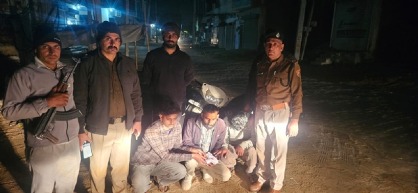 ਫੜੇ ਗਏ ਹੈਰੋਇਨ ਤਸਕਰ। ਫੜੇ ਗਏ ਹੈਰੋਇਨ ਤਸਕਰ।