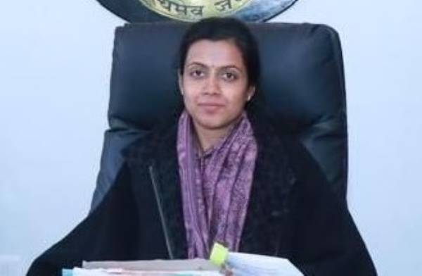 ਡਿਪਟੀ ਕਮਿਸ਼ਨਰ-ਕਮ-ਜ਼ਿਲ੍ਹਾ ਚੋਣ ਅਫ਼ਸਰ ਆਸ਼ਿਕਾ ਜੈਨ। ਡਿਪਟੀ ਕਮਿਸ਼ਨਰ-ਕਮ-ਜ਼ਿਲ੍ਹਾ ਚੋਣ ਅਫ਼ਸਰ ਆਸ਼ਿਕਾ ਜੈਨ।