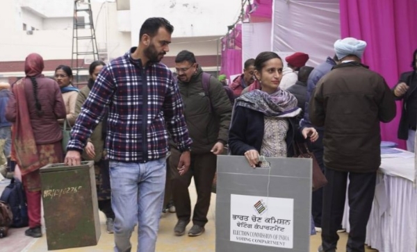 ਜ਼ਿਲ੍ਹਾ ਪ੍ਰੀਸ਼ਦ ਅਤੇ ਬਲਾਕ ਸੰਮਤੀ ਚੋਣਾਂ ਦੇ ਸੁਚਾਰੂ ਸੰਚਾਲਨ ਲਈ ਚੋਣ ਅਮਲਾ ਤਿਆਰੀ ਕਰਦਾ ਹੋਇਆ। ਜ਼ਿਲ੍ਹਾ ਪ੍ਰੀਸ਼ਦ ਅਤੇ ਬਲਾਕ ਸੰਮਤੀ ਚੋਣਾਂ ਦੇ ਸੁਚਾਰੂ ਸੰਚਾਲਨ ਲਈ ਚੋਣ ਅਮਲਾ ਤਿਆਰੀ ਕਰਦਾ ਹੋਇਆ।