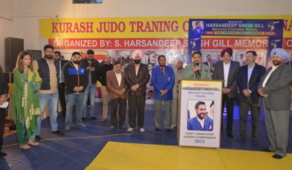 ਹਰਸਨਦੀਪ ਸਿੰਘ ਗਿੱਲ ਮੈਮੋਰੀਅਲ ਸੁਸਾਇਟੀ ਵਲੋਂ ਕਰਵਾਈ ਰਾਜ ਪੱਧਰੀ ਕੁਰਾਸ਼ ਚੈਂਪੀਅਨਸ਼ਿਪ ਦਾ ਦ੍ਰਿਸ਼। ਹਰਸਨਦੀਪ ਸਿੰਘ ਗਿੱਲ ਮੈਮੋਰੀਅਲ ਸੁਸਾਇਟੀ ਵਲੋਂ ਕਰਵਾਈ ਰਾਜ ਪੱਧਰੀ ਕੁਰਾਸ਼ ਚੈਂਪੀਅਨਸ਼ਿਪ ਦਾ ਦ੍ਰਿਸ਼।