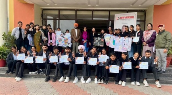 ਜ਼ਿਲ੍ਹਾ ਕਾਨੂੰਨੀ ਸੇਵਾਵਾਂ ਅਥਾਰਟੀ ਯੂਨੀਵਰਸਲ ਗਰੁੱਪ ਆਫ ਇੰਸਟੀਚਿਊਸ਼ਨ, ਲਾਲੜੂ ਵਿਖੇ ਕਰਵਾਏ ਸੈਮੀਨਾਰ ਉਪਰੰਤ।