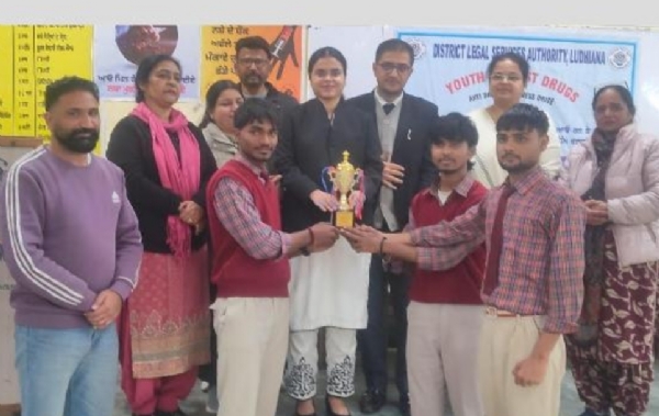 ਸਰਕਾਰੀ ਸੀਨੀਅਰ ਸੈਕੰਡਰੀ ਸਕੂਲ ਜਗਰਾਉਂ ਵਿਖੇ ਕਰਵਾਏ ਕੁਇਜ਼ ਮੁਕਾਬਲਾ ਦਾ ਦ੍ਰਿਸ਼.