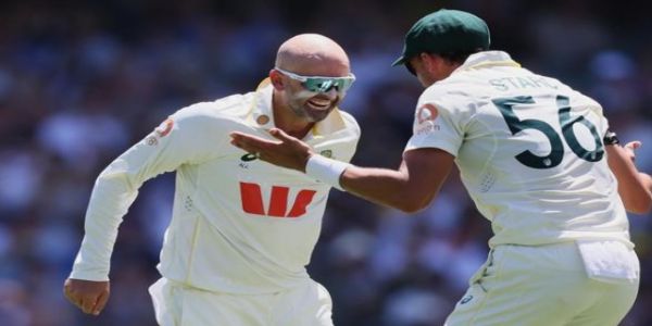 ਨਾਥਨ ਲਿਓਨ ਨੇ ਰਚਿਆ ਇਤਿਹਾਸ ਟੈਸਟ ਕ੍ਰਿਕਟ ’ਚ ਛੇਵੇਂ ਸਭ ਤੋਂ ਵੱਧ ਵਿਕਟਾਂ ਲੈਣ ਵਾਲੇ ਗੇਂਦਬਾਜ਼ ਬਣੇ
