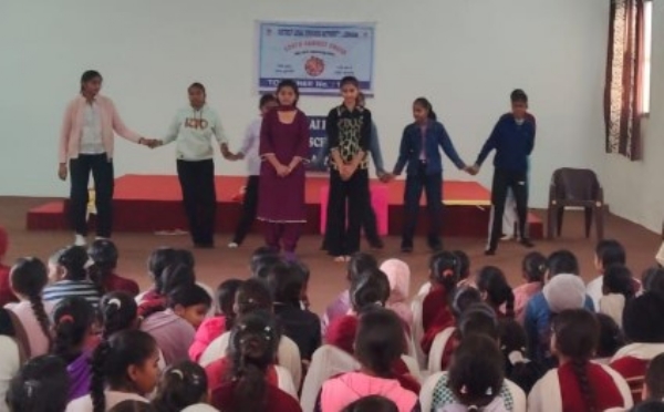 ਜਗਰਾਓਂ ਦੇ ਵੱਖ-ਵੱਖ ਸਕੂਲਾਂ ਵਿੱਚ ਕਰਵਾਏ ਨੁੱਕੜ ਨਾਟਕ ਦਾ ਦ੍ਰਿਸ਼।