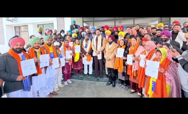 ਜੇਤੂ ਉਮੀਦਵਾਰਾਂ ਨਾਲ ਵਿਧਾਇਕ ਅਮਨਸ਼ੇਰ ਸਿੰਘ ਸ਼ੈਰੀ ਕਲਸੀ.